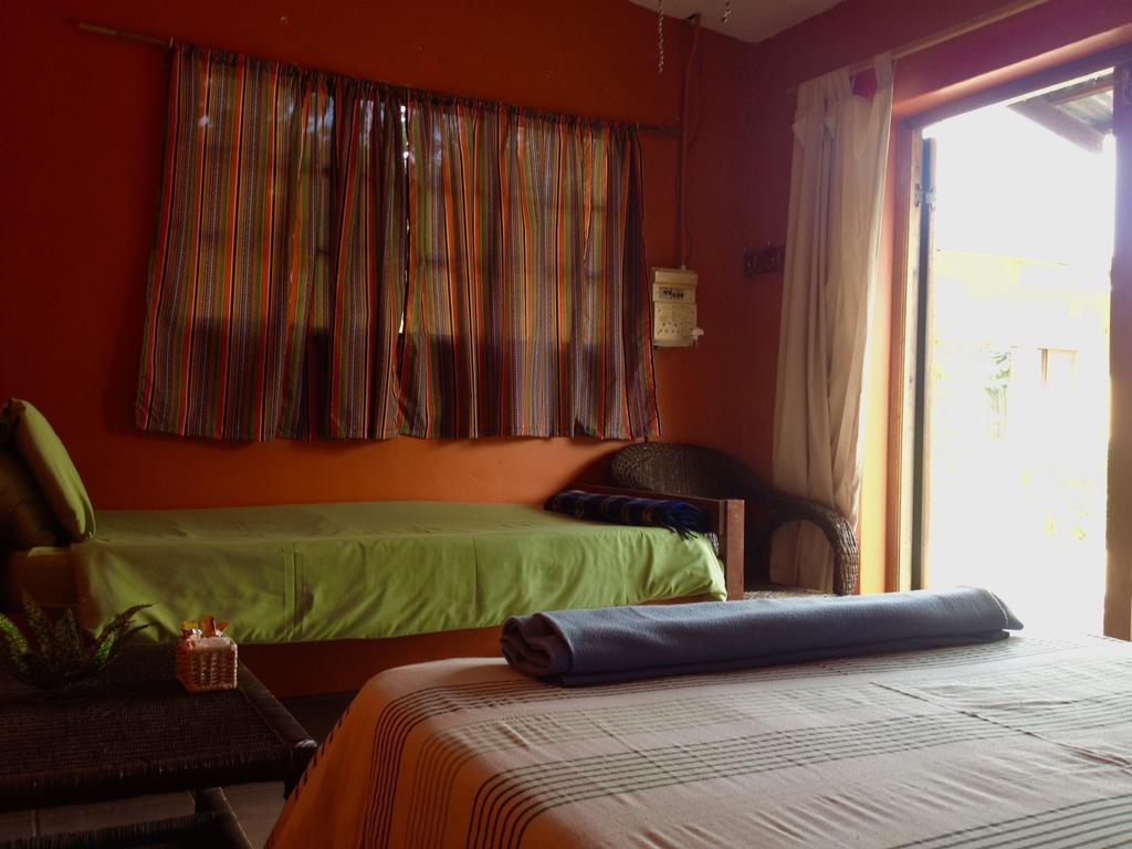 A Pousada Jungle Monkey Backpackers Port Saint Johnʼs Quarto foto